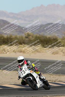 media/Dec-07-2025-CVMA (Sun) [[3e7d2de5dc]]/Race 9-Formula UL Shootout/